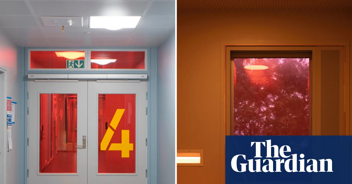 Out of the blue? How the color of light can be used to treat mental illnesses